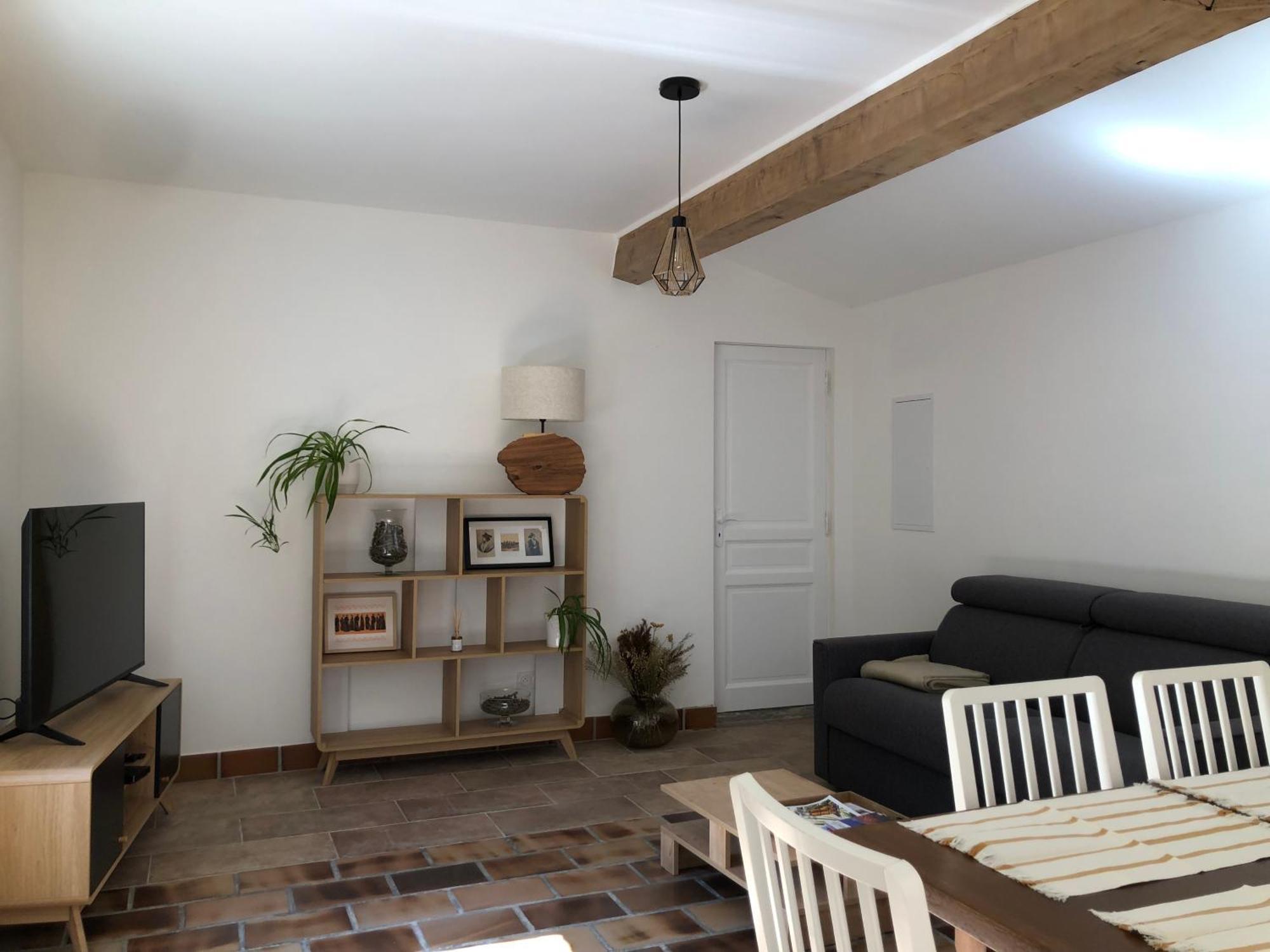 Gite En Provence Dans Grand Jardin Avec Piscine Partagee Cornillon-Confoux Extérieur photo